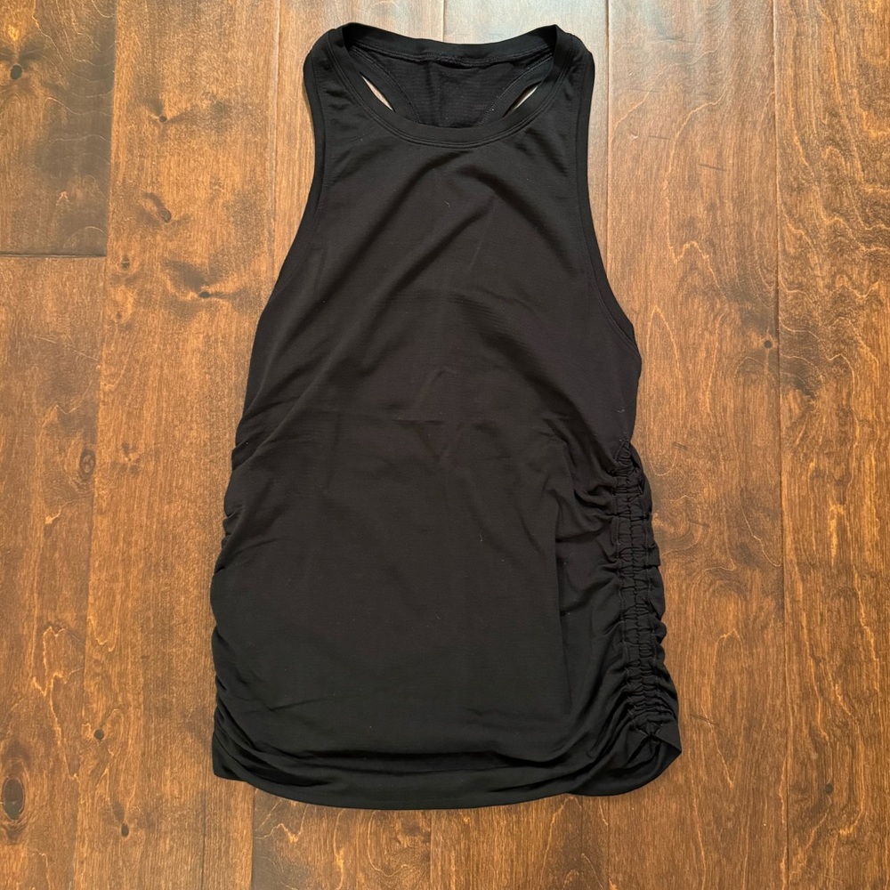 Lululemon Swiftly Tank Ruched Sides (size 6)